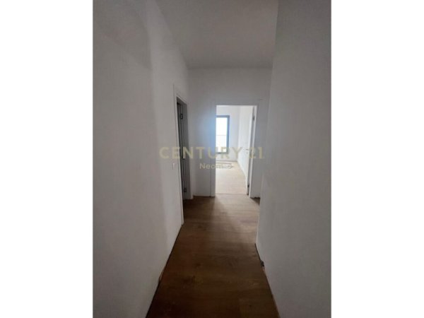 Tirane, shitet apartament 2+1 Kati 6, 190 m² 339.000 € (kodra e diellit)