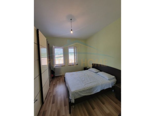 Tirane, jepet me qera Vile 3 Katshe Kati 3, 348 m² 800 € (Tufine)