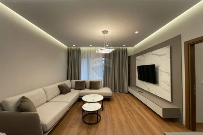 Tirane, jepet me qera apartament 2+1 Kati 2, 108 m² 800 € (Rruga e Dibres Farmacia 10)