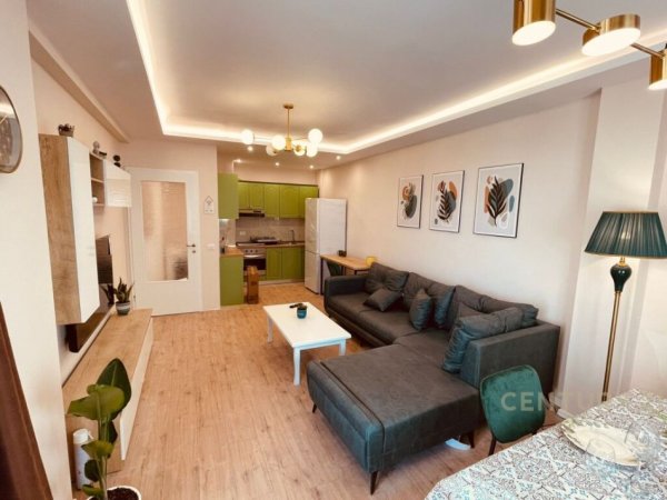 Durres, jepet me qera apartament 1+1+Ballkon Kati 5, 70 m² 450 € 