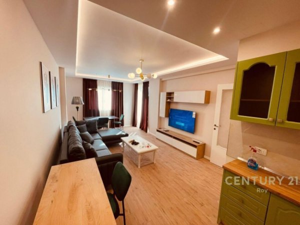 Durres, jepet me qera apartament 1+1+Ballkon Kati 5, 70 m² 450 € 