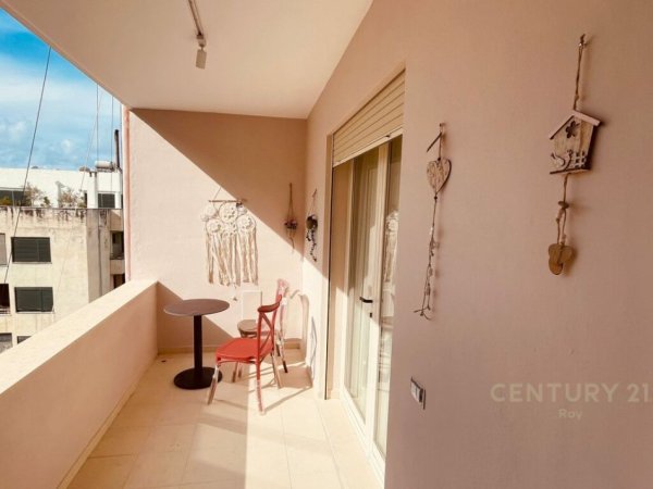 Durres, jepet me qera apartament 1+1+Ballkon Kati 5, 70 m² 450 € 