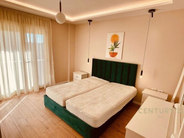Durres, jepet me qera apartament 1+1+Ballkon Kati 5, 70 m² 450 € 