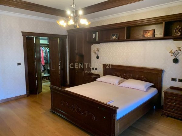 Tirane, shes apartament 4+1+3+VERANDE , 241 m² 570.000 € (Kodra e Diellit)