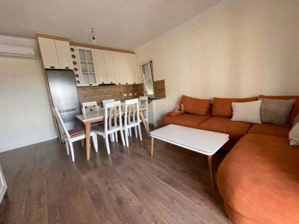 Durres, shitet apartament 2+1+Ballkon Kati 5, 95 m² 140.000 € (STADIUMI)