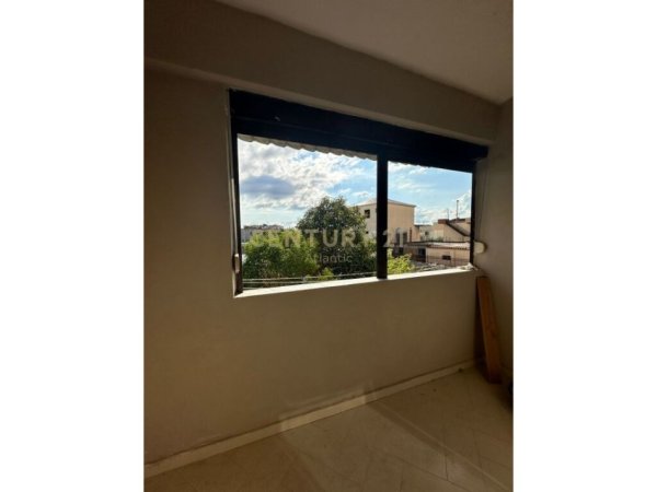 Durres, shitet apartament 2+1+Ballkon Kati 2, 92 m² 87.000 € (STADIUMI)