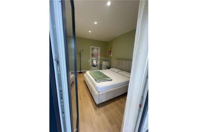 Tirane, jepet me qera apartament 2+1 Kati 1, 750 € (Rruga e Dibres)