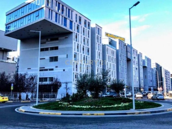 Tirane, jepet me qera ambjent biznesi Kati 1, 186 m² 2.570 € (komuna)