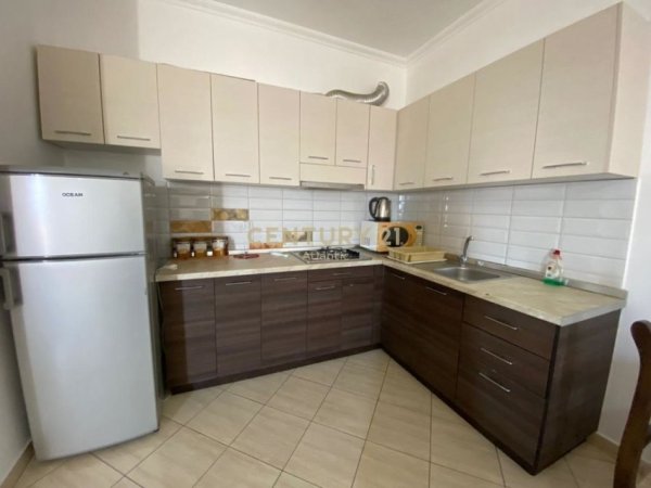 Durres, jepet me qera apartament 1+1+Ballkon Kati 2, 80 m² 250 € 