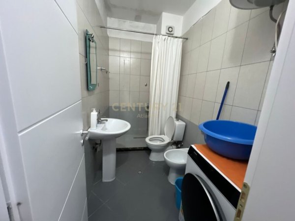 Durres, jepet me qera apartament 1+1+Ballkon Kati 2, 80 m² 250 € 