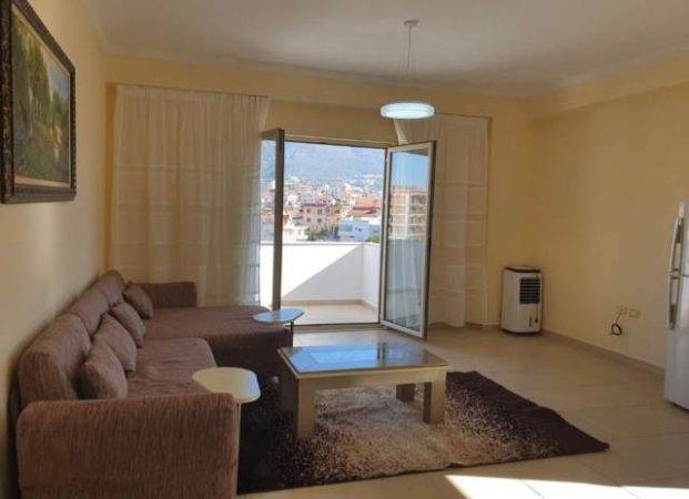 Tirane, jepet me qera apartament 2+1+BLK Kati 5, 80 m² 400 Euro (rruga Endri Keko)