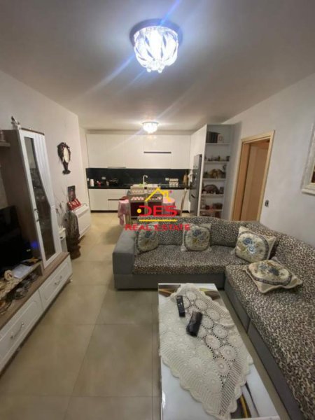 Tirane, shitet apartament 2+1+BLK Kati 2, 81 m² 122.000 Euro (selite e vjeter)