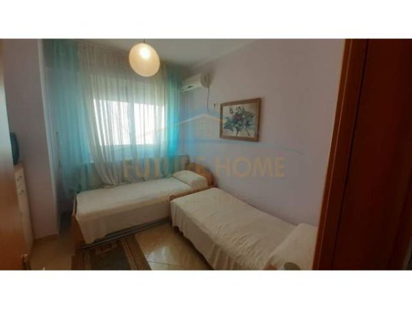 Durres, shitet apartament 3+1+BLK Kati 2, 118 m² 150.000 Euro (Pamje Deti, Plazh-Hekurudha)