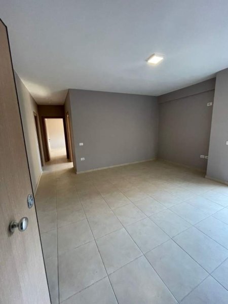 Tirane, shitet apartament 2+1+BLK Kati 4, 89 m² 111.000 Euro (Rruga Dibres)