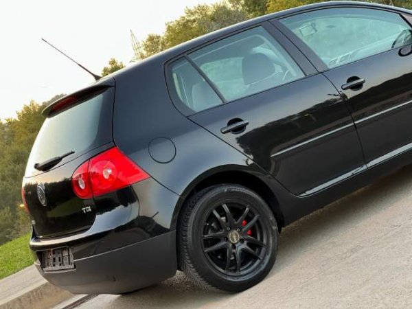 shes Volkswagen VW GOLF 5 - 1.9 NAFTE - KLIMA - 2007