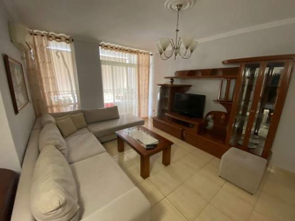 Apartament 2+1 me qira, Komuna e Parisit, Tirane✔️
