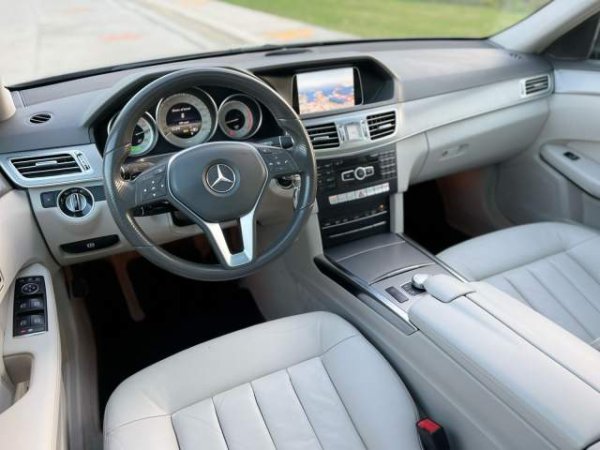 shes Mercedes-Benz MERCEDES E 250 - PANORAMA - FULL - 2014