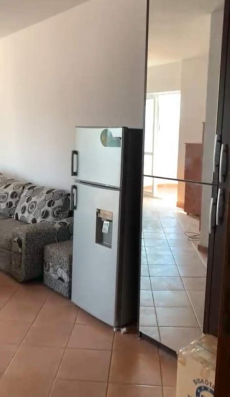 Tirane, jepet me qera apartament 1+1+BLK Kati 9, 62 m² 350 Euro (rruga Durresit)