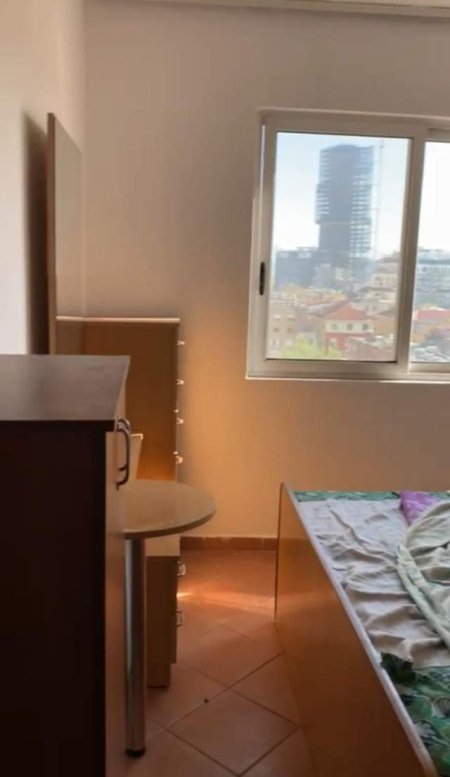 Tirane, jepet me qera apartament 1+1+BLK Kati 9, 62 m² 350 Euro (rruga Durresit)