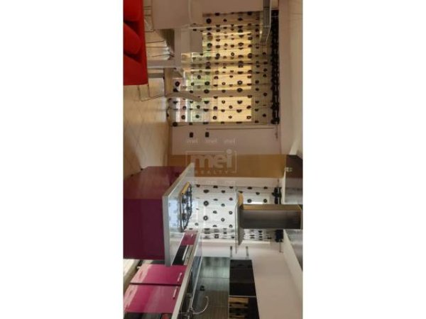Tirane, jepet me qera apartament 2+1+A 120 m² 805 Euro (Stacioni i Trenit)
