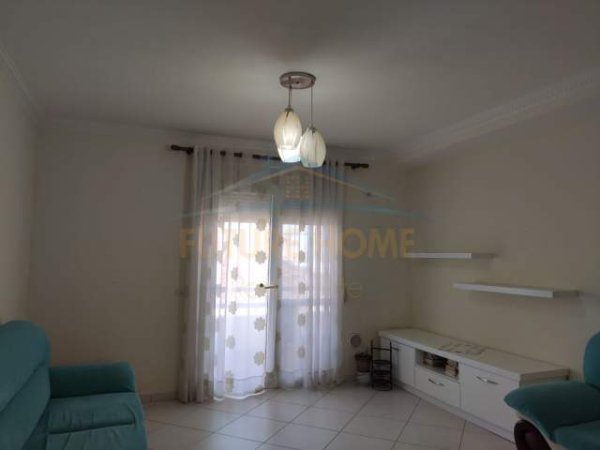 Durres, shitet apartament 2+1+2+BLK Kati 2, 95 m² 88.000 Euro (Gjykata)