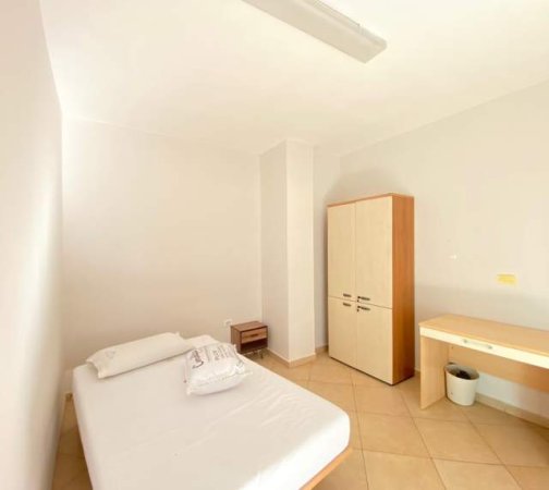 Tirane, jepet me qera apartament 2+1+BLK Kati 10, 80 m² 450 Euro (zogu zi)