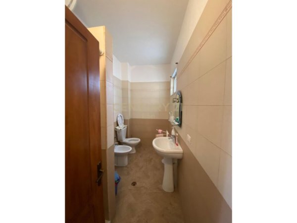 Durres, shitet apartament 2+1+Ballkon Kati 5, 96 m² 110.000 €