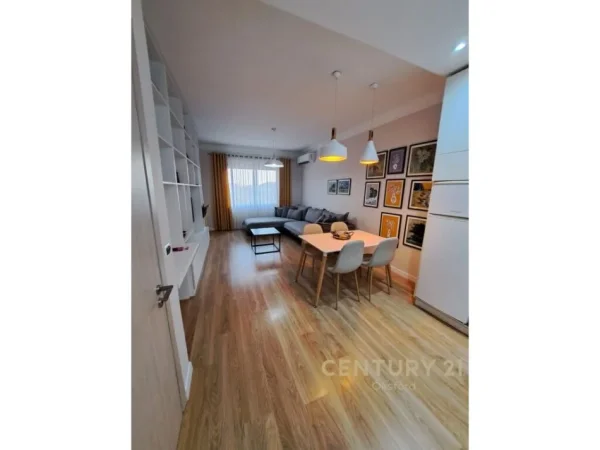 JAPIM ME QIRA APARTAMENT 1+1 NE ASTIR   OKS100309