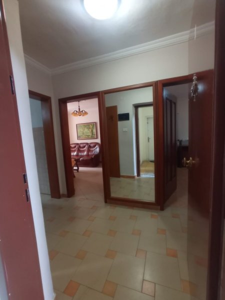 Tirane, shitet apartament 235.000 € (ABDYL FRASHERI)