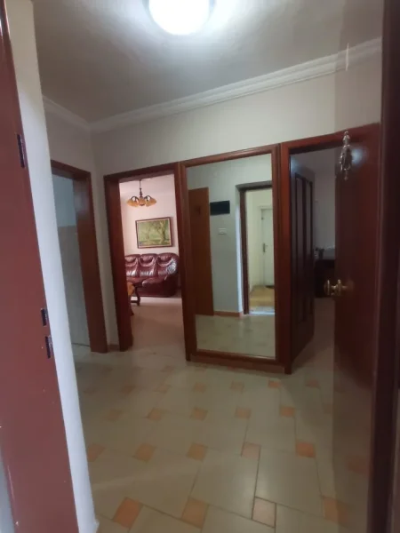 Tirane, shitet apartament 235.000 € (ABDYL FRASHERI)