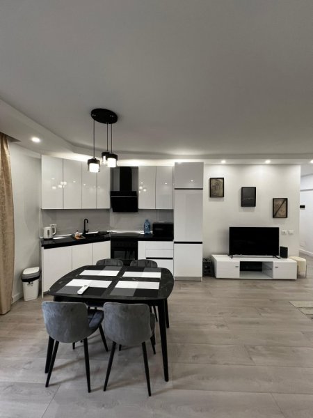 Tirane, jepet me qera apartament 2+1+Aneks+Ballkon Kati 9, 90 m² 900 € (KOMUNA E PARISIT)