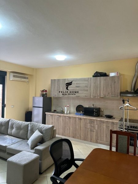 Tirane, jepet me qera apartament 1+1 Kati 6, 60 m² 850 € (RRUGA E KAVAJES)