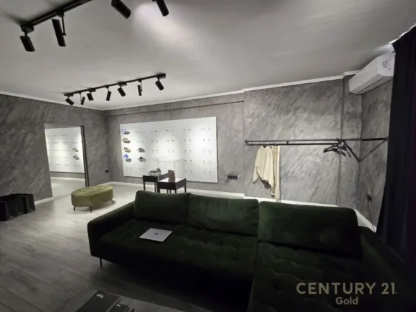 𝐓𝐢𝐫𝐚𝐧𝐞, 𝐬𝐡𝐢𝐭𝐞𝐭 𝐚𝐦𝐛𝐣𝐞𝐧𝐭 𝐛𝐢𝐳𝐧𝐞𝐬𝐢 𝐊𝐚𝐭𝐢 𝟏, 𝟓𝟕 𝐦² 𝟏𝟒𝟎.𝟎𝟎𝟎 € (𝐐𝐞𝐧𝐝𝐫𝐚 𝐋𝐢𝐧𝐤𝐨𝐥𝐧, 𝐏𝐚𝐳𝐚𝐫𝐢 𝐈 𝐫𝐢)