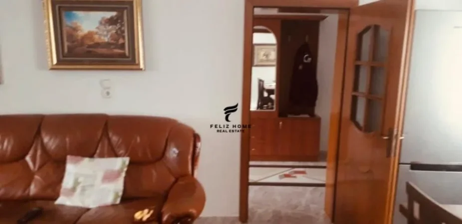 Tirane, shitet Vile 3+1 Kati 1, 120 m² 250.000 € (BERZHITE)