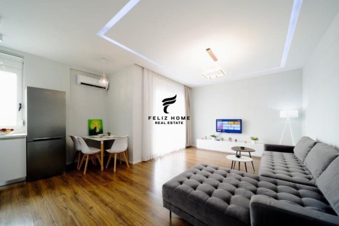 Tirane, jepet me qera apartament 2+1 Kati 1, 90 m² 600 € (BULEVARDI I RI)