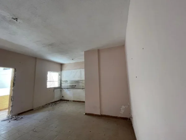 Durres, shitet apartament 2+1 Kati 1, 85 m² 109.000 €