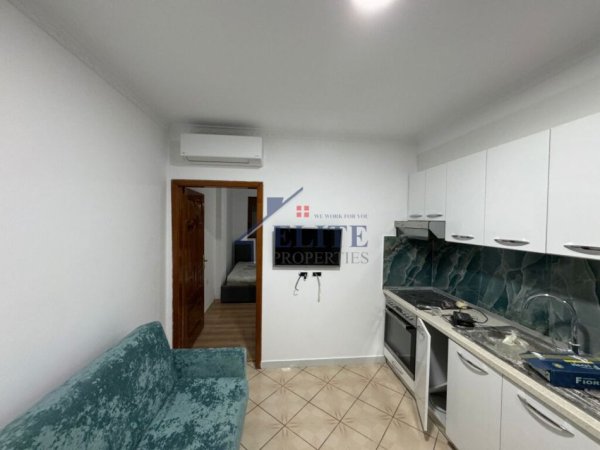 Tirane, jepet me qera apartament 2+1 Kati 2, 80 m² 300 € (Kamez)
