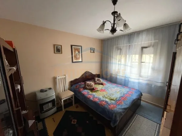 Korce, shitet apartament 2+1 Kati 1, 78 m² 37.000 € (Lagjia 17)