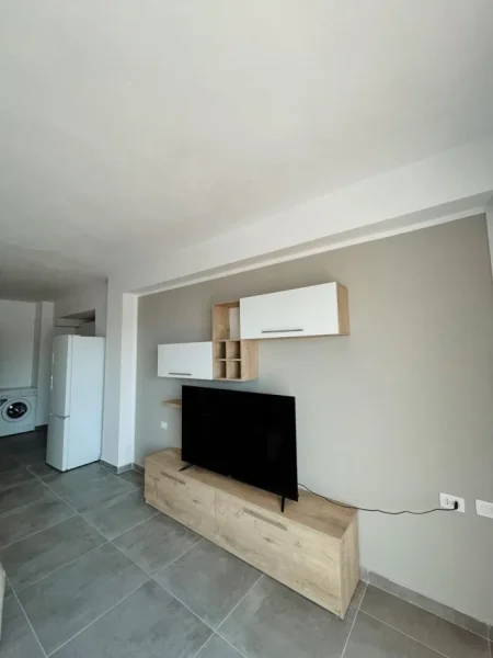 Golem afer Porto Kavalja, shitet apartament 1+1+Ballkon Kati 4, 82 m² 155.000 €