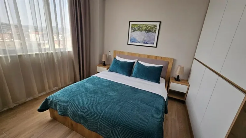 Tirane, jepet me qera apartament 2+1 Kati 6, 74 m² 700 € (Ali Demi)