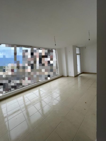 Tirane, jepet me qera apartament 2+1 Kati 1, 90 m² 600 € (Bulevardi i Ri)