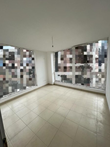Tirane, jepet me qera apartament 2+1 Kati 1, 90 m² 600 € (Bulevardi i Ri)
