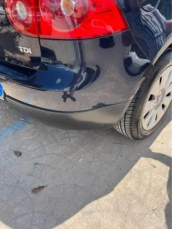 Elbasan, shitet makine Golf 5 2007 Nafte, blu e errët manuale Kondicioner 234.999 km 3.699 €