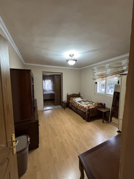 Tirane, jepet me qera apartament 2+1+Ballkon Kati 2, 80 m² 550 € (Myslym shyr, te tregu cam)