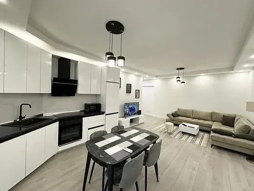 Tirane, jepet me qera apartament 2+1 Kati 9, 90 m² 900 € (Kompleksi Kika)
