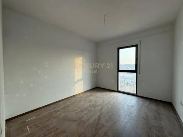 Tirane, shitet apartament 2+1 Kati 7, 108 m² 162.000 € (asl)