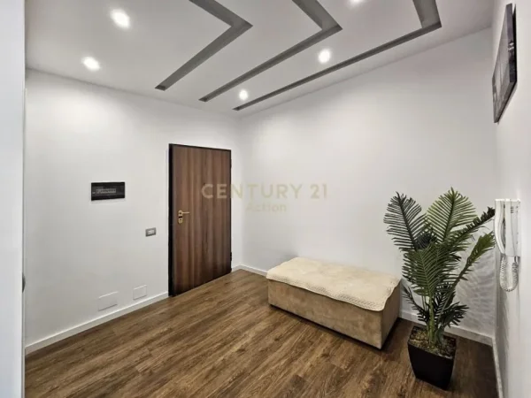Tirane, shitet apartament 2+1 Kati 2, 94 m² 145.000 € (yzberisht)