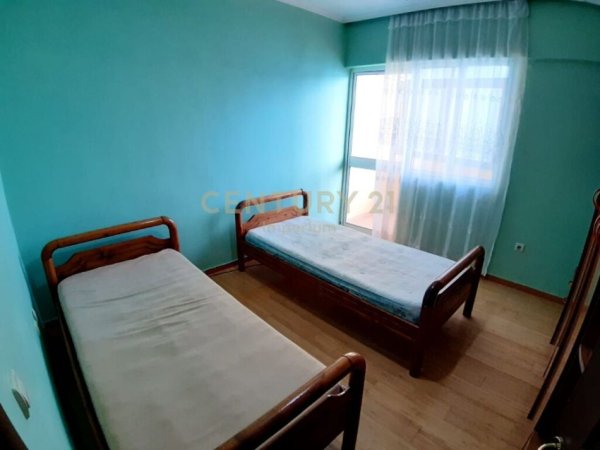 Tirane, shitet apartament 2+1 Kati 3, 95 m² 117.000 € (117000)