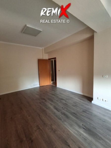 Durres, jepet me qera apartament Kati 2, 350 € 