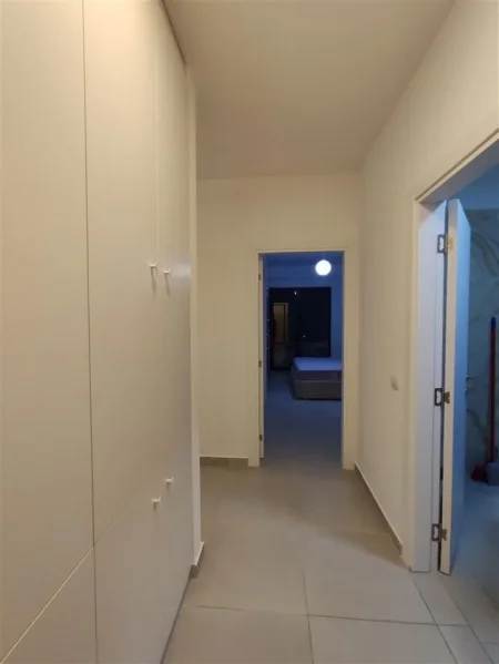 Tirane, jepet me qera apartament 1+1+Ballkon Kati 8, 75 m² 450 € (Astir ,Oasis Residence)